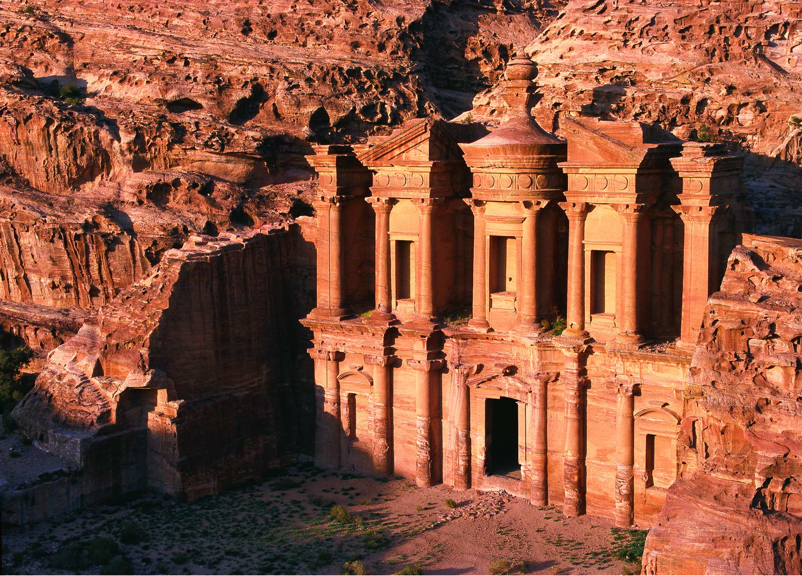 jordan_tours_petra_monastery_316_20170420_1467909620
